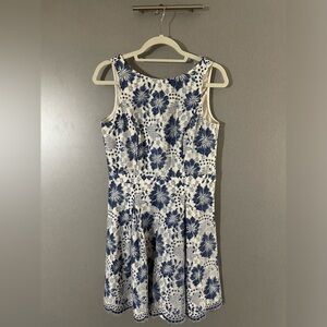 Minuet blue and white lace dress size 10